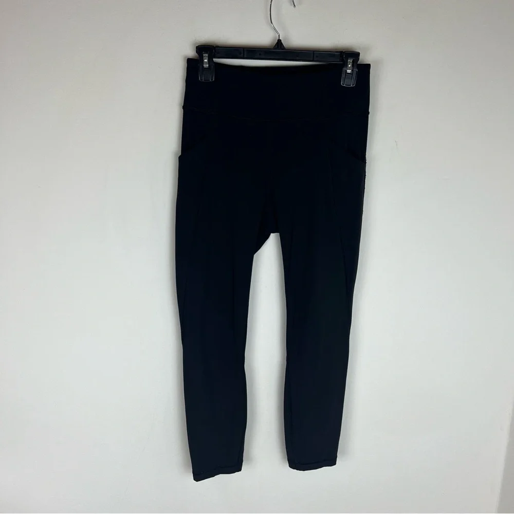 Lululemon Pace Rival Black Crop Leggings Size 6 Excellent Condition